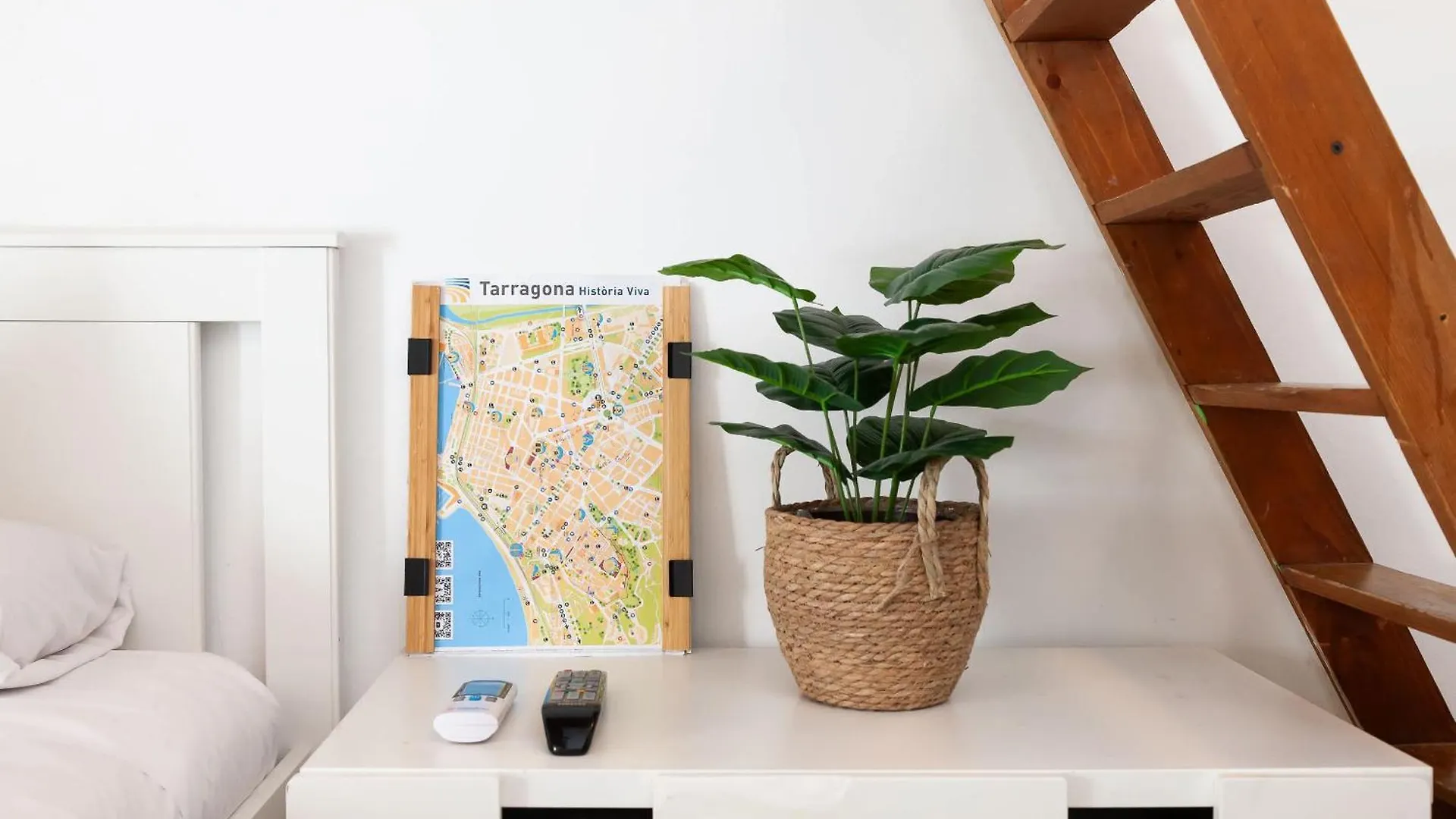 Oli By Unik Tarragona Apartment 0*,