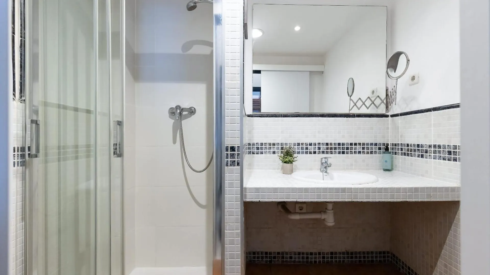Oli By Unik Tarragona Apartment 0*,  Spain